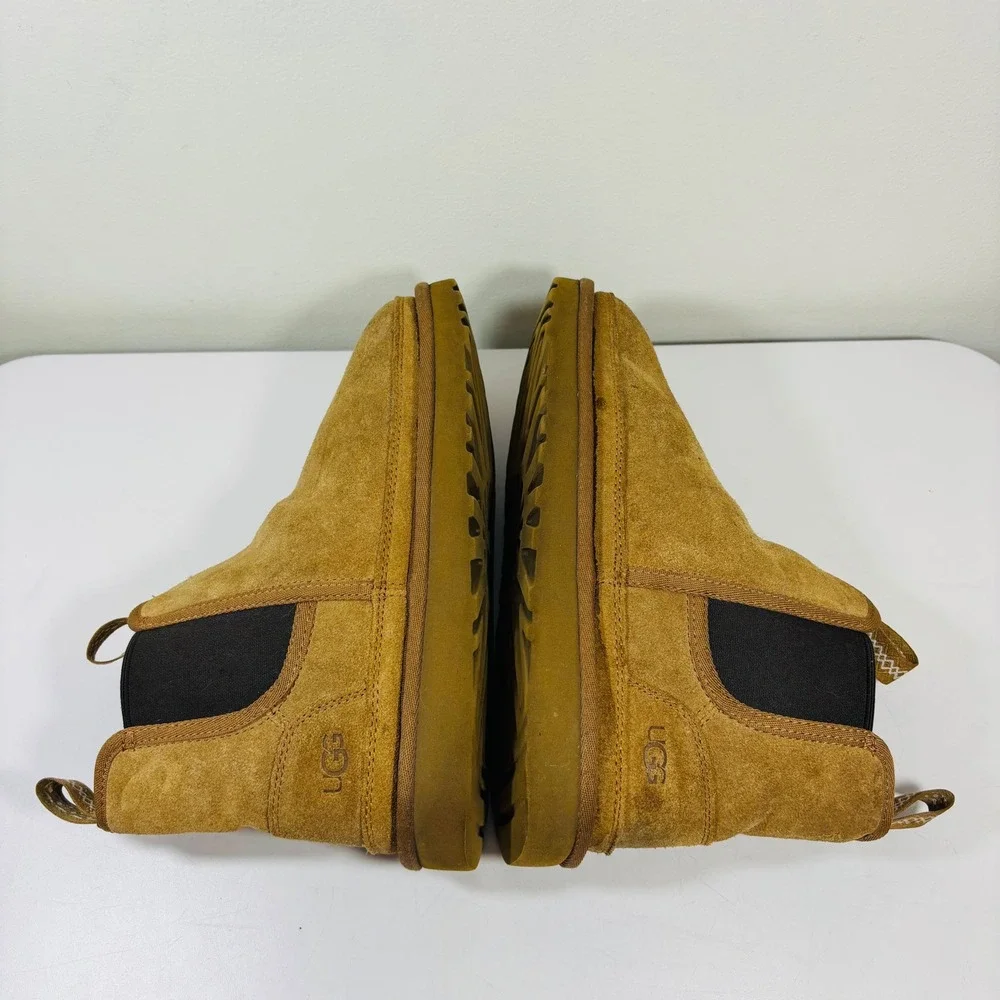 UGG pre owned